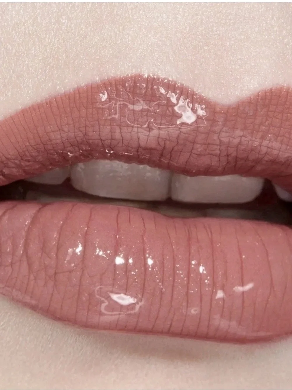 CHANEL Le Rouge Duo in Nude Pink NIB